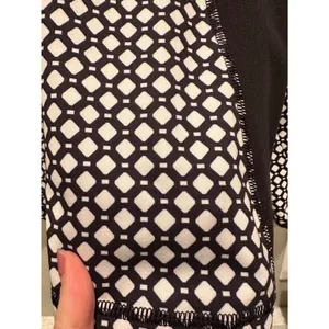 Lands End Sport Women's Black White‎ Quarter Zip Pullover Size Medium Activewear thumbnail 4