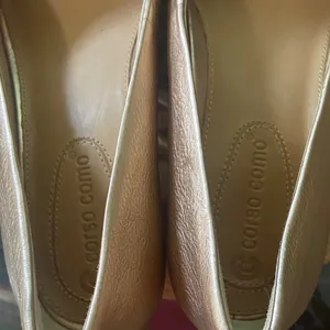 Corso Como Women's Metallic Rose Gold Heals thumbnail 4