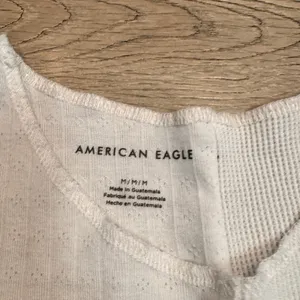 American‎ Eagle White Mixed Texture Waffle Pointelle Cropped Tank Top Medium M thumbnail 3