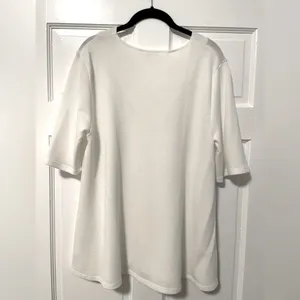 Wonderland By Orange White V-neck Waffle Knit Short Sleeve‎ Blouse Size Medium thumbnail 2