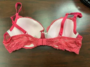 Victoria’s Secret Dream Angels Lined Demi Pink Lace Bra Size 34B thumbnail 3
