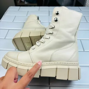 ALOHAS Can Can Leather Lace up Boot in Beige EU 36/US 6‎ thumbnail 8