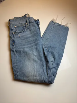 Madewell Jeans Perfect Vintage Straight Jean Light Wash Distress Raw Hem Size 26 thumbnail 2