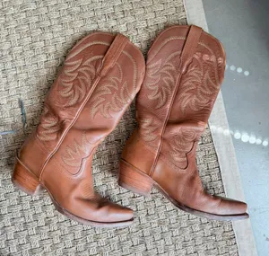 Tecovas Annie boot in caramel Brown Size 9 thumbnail 1