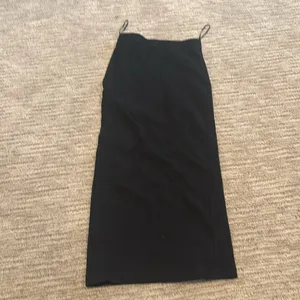 Zara Black skirt thumbnail 2