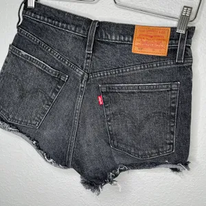 Levis 501 black charcoal quality denim button fly shorts size 25 thumbnail 3