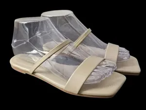 Nude Sandals Sz 8.5(39) Square toe NIB Tan thumbnail 1