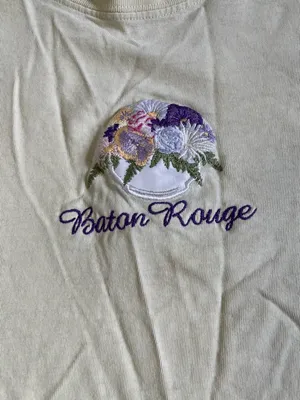 Butter yellow embroidered tee Size M thumbnail 2