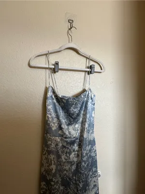 Reformation Frankie Floral Silk Maxi Dress Sz 6 Blue White Romantic Antique thumbnail 3