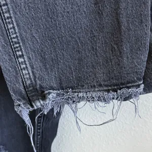 Abercrombie & Fitch The Dad High Rise Distressed Black Jeans 28 | 6S thumbnail 7