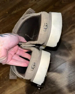 UGG Clogs thumbnail 4