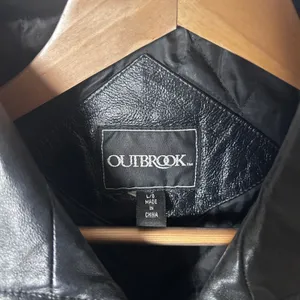 Vintage Outbrook Black Leather Jacket Womens Large Belted Zip Coat 90s thumbnail 5