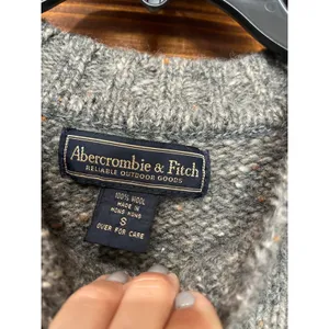 Abercrombie & Fitch marled wool crewneck sweater, Small thumbnail 2