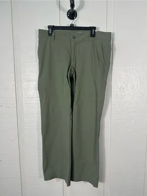 Columbia Women’s Green Pants Size 12 EUC thumbnail 3