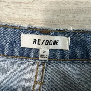 RE/DONE 70's Straight Jeans Women's Size 28 Destroyed Sunfaded Indigo High Rise thumbnail 9