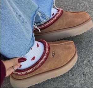 UGG Tazz Platform Slippers Chestnut thumbnail 1