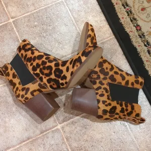 Madewell The Regan Boot in Leopard Calf Hair Booties Shoes Women’s Size 5 thumbnail 12
