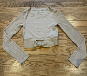 Hollister Long Sleeve thumbnail 1