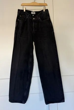 AGOLDE V-Waist Baggy Jeans 29 Washed Black Regenerative Cotton A208-1157 thumbnail 1