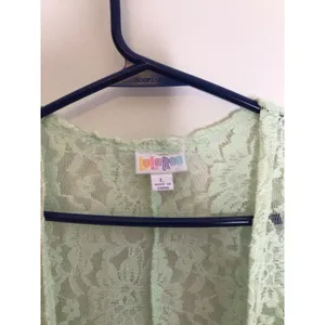 LuLaRoe Joy Lace Vest Womens L Mint Green Excellent Sheer Longline Floral Boho thumbnail 3