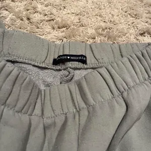 Brandy Melville Rosa Sweatpants thumbnail 3