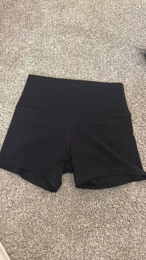 Lululemon Shorts thumbnail 2