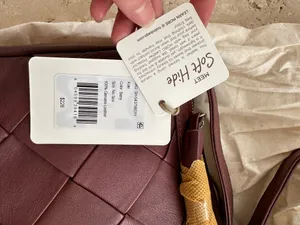 HOBO kole shoulder bag soft leather berry thumbnail 8