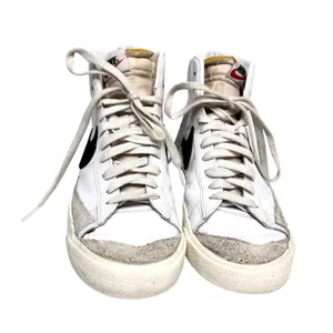 Nike Women’s Blazer amid 77 High Top White Leather Sneaker 10.5 thumbnail 7