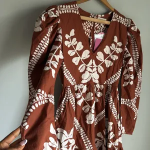 NEW Beyond by Vera Heidi mini dress HEART BROWN XS thumbnail 7