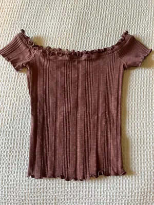 Off The Shoulder Top thumbnail 1