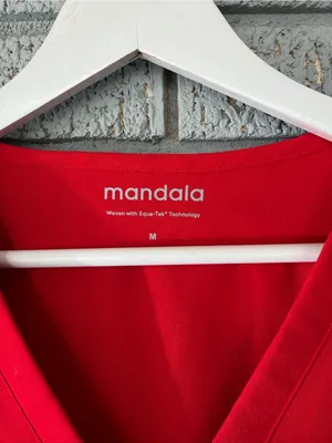 Mandala 6 Pocket Scrub Top Bright Red Women’s Size Medium thumbnail 3