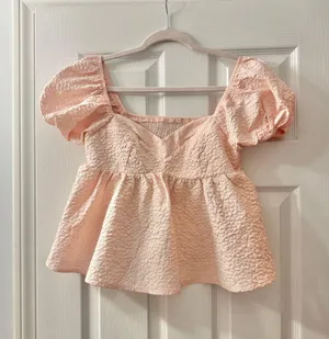 Puff sleeve top! Pink thumbnail 2