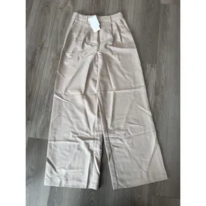 Commense Solid Wide Leg Pants Preppy Academia Country Club Tan NWT S thumbnail 2