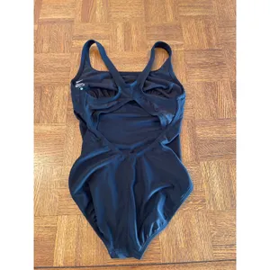 Nike one piece swimsuit, black size small thumbnail 3