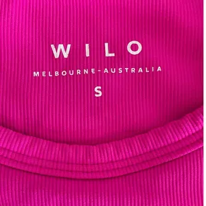 WILO The Label Ribbed Sports Bra Women S Pink High Neck Racerback‎ Barbiecore thumbnail 2