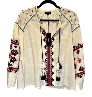 Tolani NWT Delphi Embroidered Long Sleeve Top - size Medium thumbnail 1