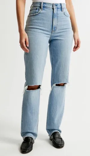 Abercrombie 90’s Straight Ultra High Rise Curve Love Jeans thumbnail 1