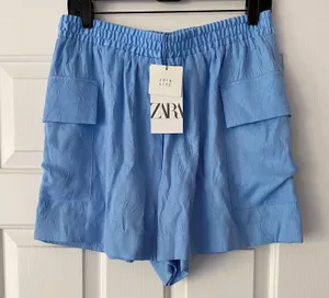 ZARA Satin Effect Cargo Shorts, Size M thumbnail 7