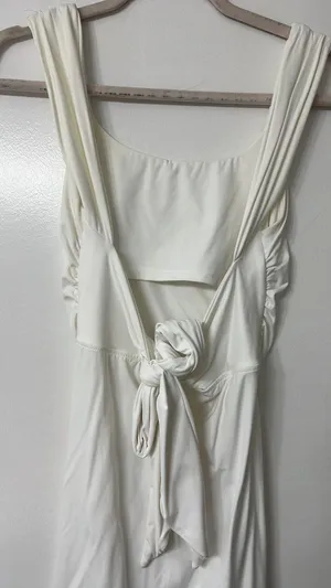little White Dress thumbnail 4