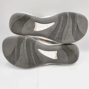 Clarks Sandals Womens 7 White Arla Glison Cloudsteppers Flower Thong Casual thumbnail 9