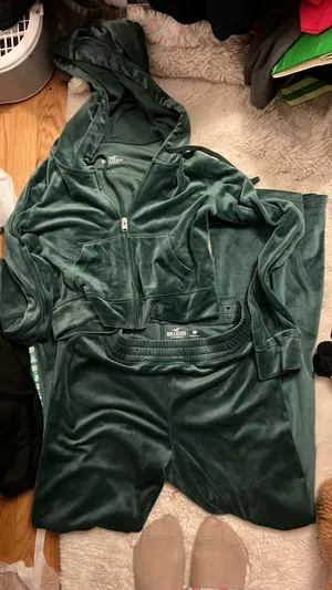 Hollister Sweat Set Matching thumbnail 1