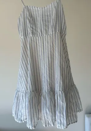 Old navy dress thumbnail 1