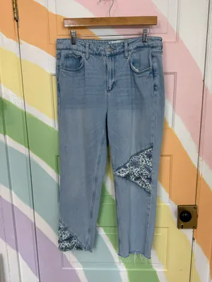 PAIGE Noella Light Blue Patchwork Cropped Raw Hem Jeans Sz 29 🧡🍄 thumbnail 4