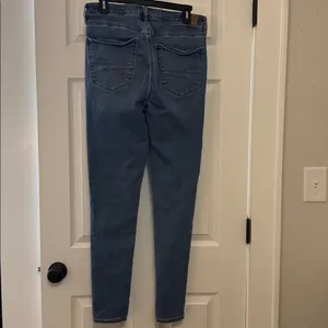American Eagle Outfitters Women's Super High Rise Jegging in Blue Size 12 Long thumbnail 10