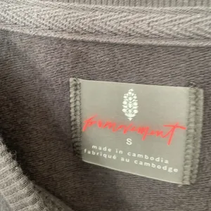 Free People Movement Crashing Waves Shirt NWOT Small Gray thumbnail 2
