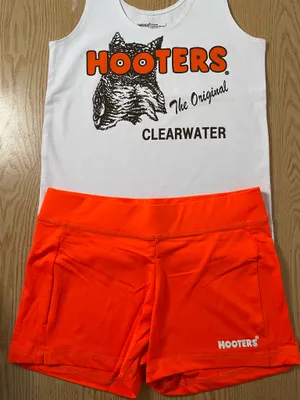 New Hooters girl Uniform tank and shorts Outfit size Medium thumbnail 2
