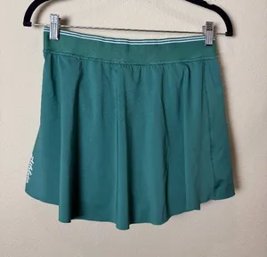 Athleta Ace A Lined Tipped Skort Tennis Skirt Green with White Size Medium thumbnail 1