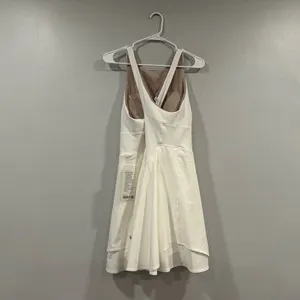 Lululemon Court Crush Tennis Dress in White Sz 12 NEW thumbnail 8