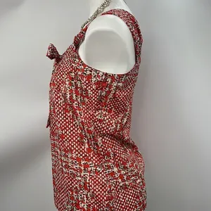 Banana Republic XS sleeveless spring top thumbnail 3