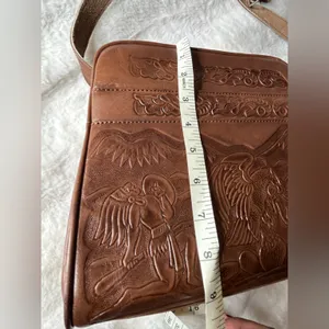 Vintage Hand Tooled Leather Shoulder Bag; dark Caramel Leather W/ Suede Interior thumbnail 10